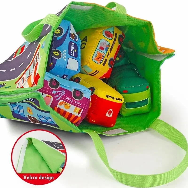 Juego de juguetes de coche de tela suave Montessori de Aprendizaje Temprano con tapete de juego, 6 vehículos para bebé, sonajero de papel interactivo, juguete de 12 a 18 meses