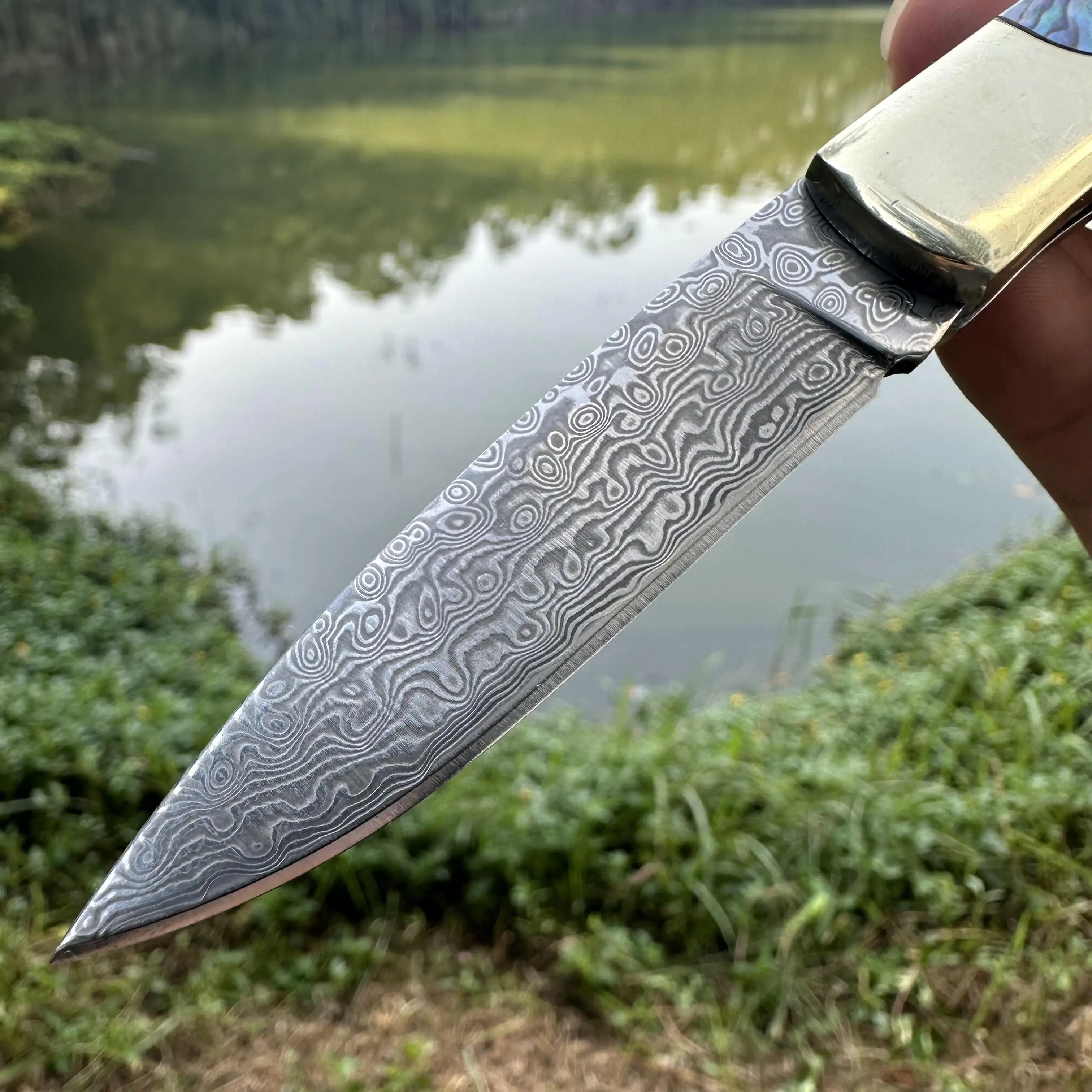 Cuchillo de bolsillo de acero rosa hecho a mano, Top167 capas, carcasa de abulón y mango de ébano, cabeza de cobre EDC, pesca al aire libre, VG10