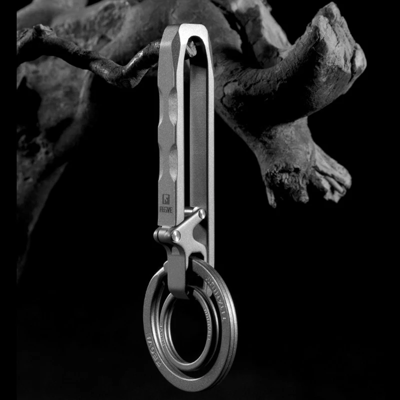 Quick Detachable Titanium Shaped Keychain Men's Belt Wear Belt Lock Key Buckle Car Ring Waist Hanging Sweatpants Lock  Key Chain