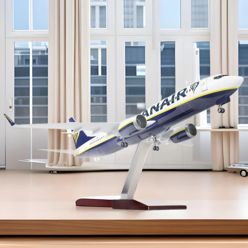 

Toy Plane 47cm B737 Aircraft Model Ryanair Ireland B737-800 Airlines Resin Toys Boys Kids Die-Cast Resin Airplane With Led Light