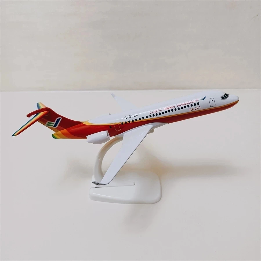 20cm Air China COMAC Airlines ARJ ARJ21 B-992L Airways Diecast Airplane Model Solid Alloy Metal Air Plane Model Aircraft Toys