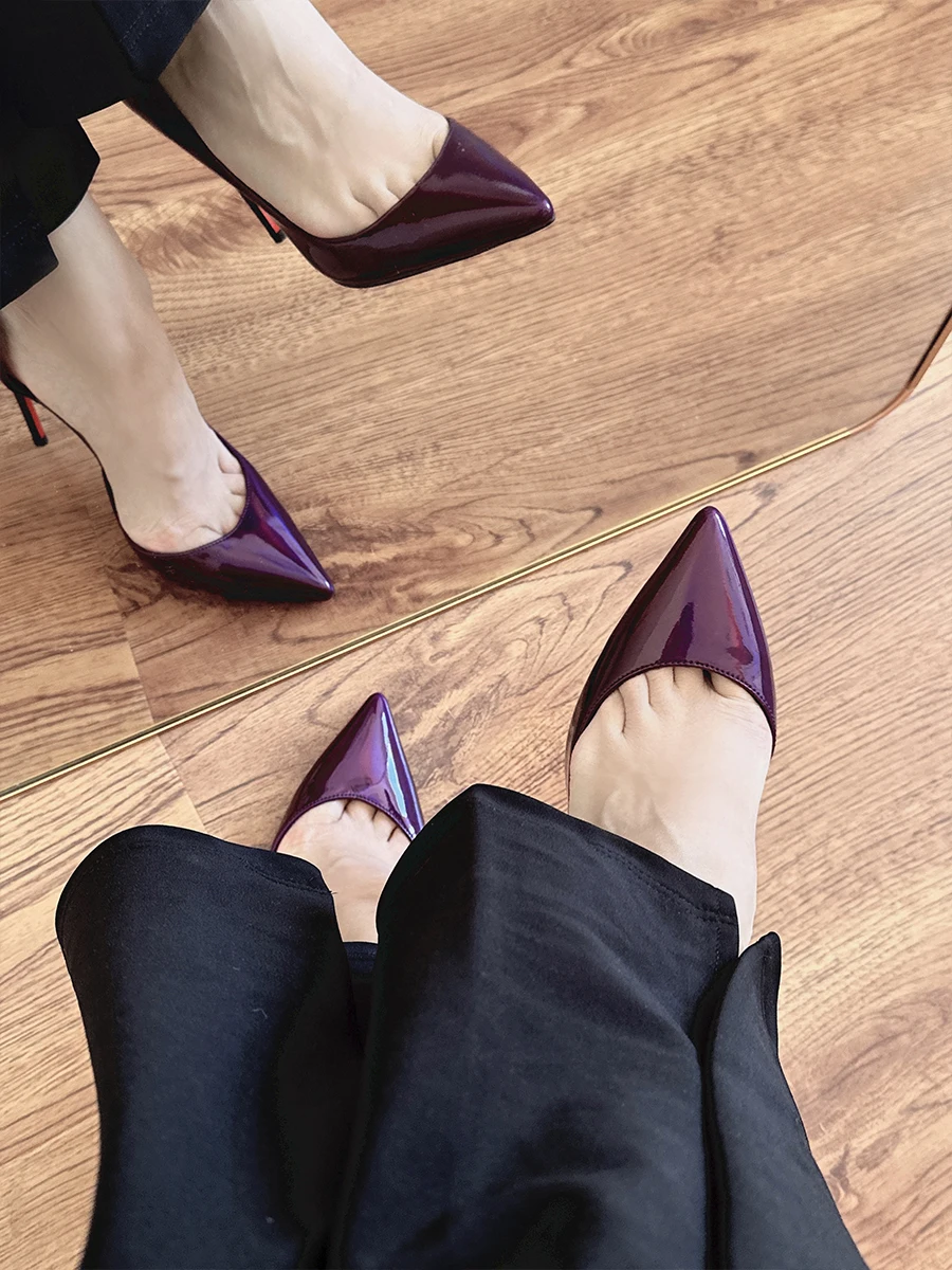 2024 New Queen\'s Style Sexy Side Empty Black Ultra Shallow Mouth High Heels Women\'s Thin Heels Pointed Purple Red Bottom Shoes