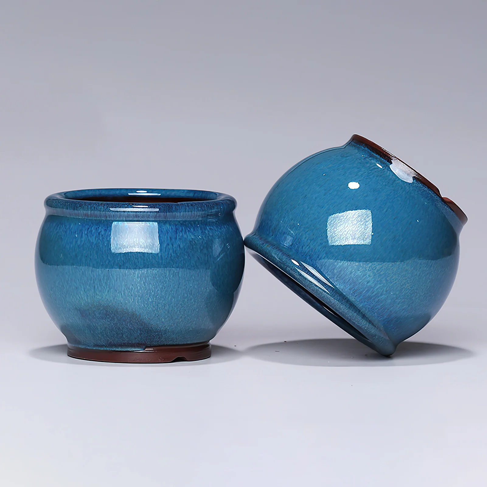 

Ceramic Succulent Round Flower Pot Durable Anti-cracking Material Flower Pot for Windowsills Shelves Gardens and Patios