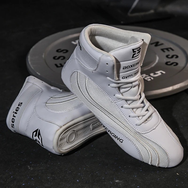 2025 أحذية مصارعة كبيرة الحجم للرجال أحذية رياضية مريحة للقتال مجانية مانعة للانزلاق ممتصة للصدمات أحذية ملاكمة القتال