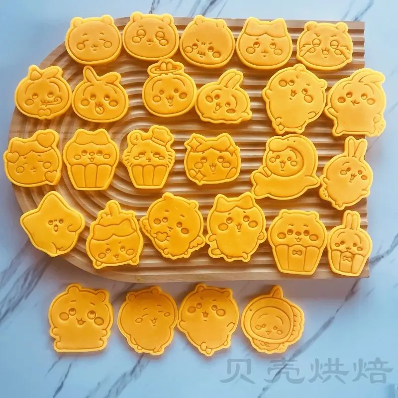 2026 Cute Chiikawa Usagi Hachiware Momonga Kurimanju Cartoon Cookie Press Molds DIY Baking Tool Kawaii Anime Holiday Gifts