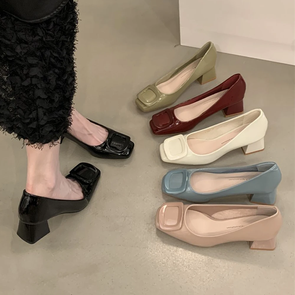 

Women Fashion Square Toe Mary Janes 4CM Mid Heel Female Patent Leather Square Buckle Shollow Slip On Designer Shoes ﻿
