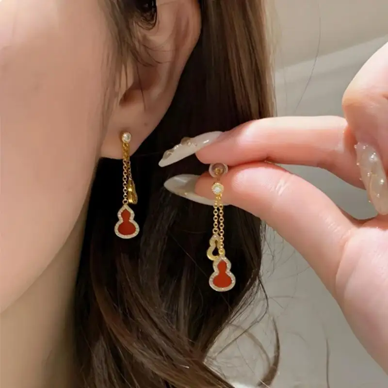 Inspiration Exquisite Red Agate Sparkling Gourd Female Earrings New in Hollow out Retro earrings for women Wedding Jewelry