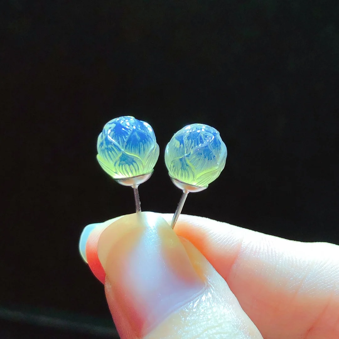 

Women's Rose Shape Amber StudEarrings 8mmSterlingSilverNaturalBaltic Blue Amber Floral Design Romantic Love Gift for Her Jewelry