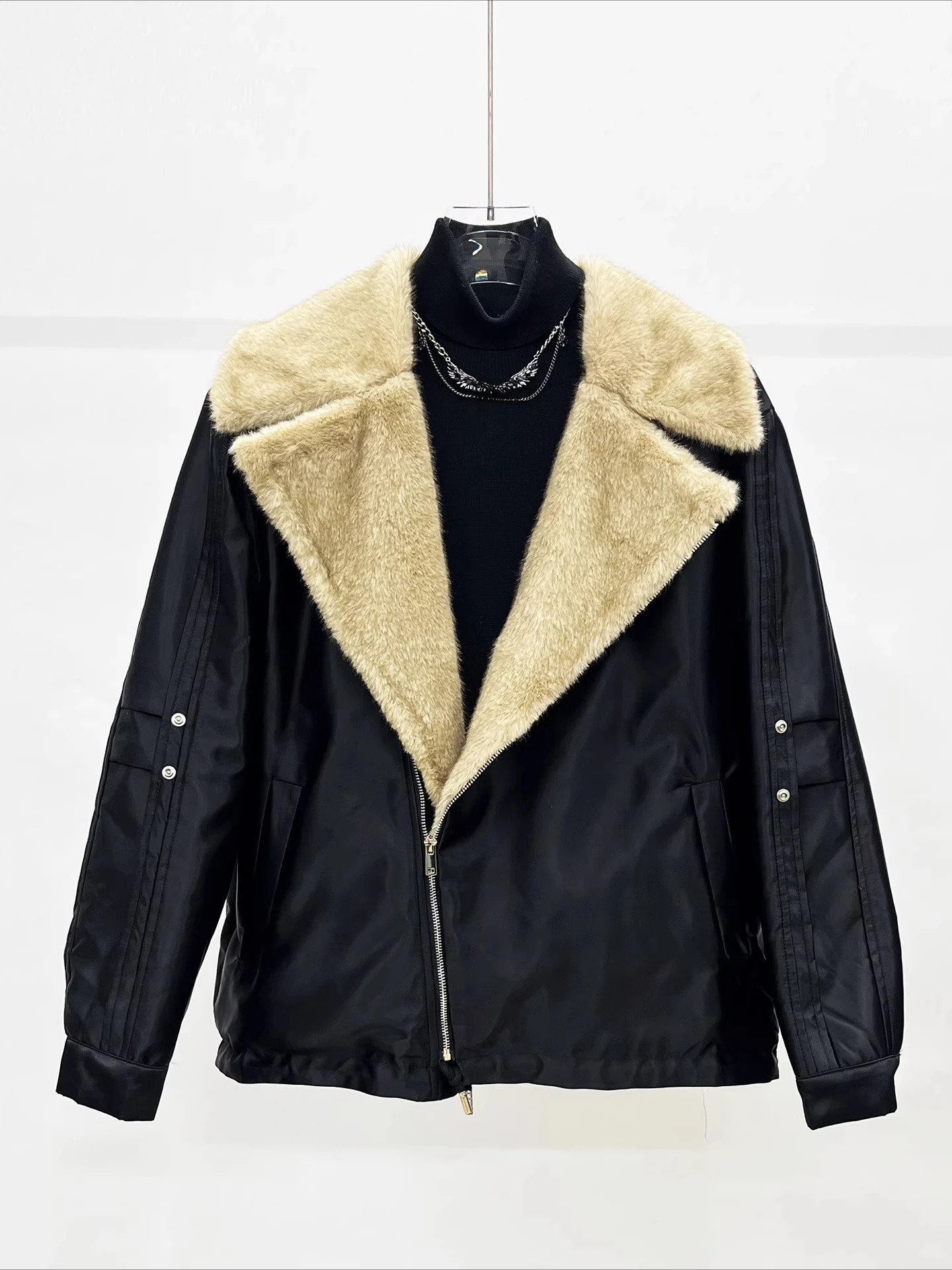 Fashion Plush Jackets Men 2025 Winter New Fleece Warm Parkas Faux Leather Coats Male Lapel Handsome Solid Color Zipper Parkas