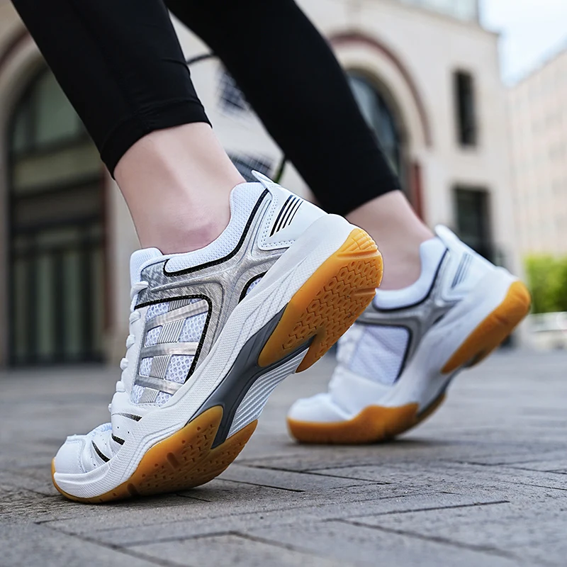New Men Tennis Sneakers Breathable Training Tennis Sneakers New Badminton Non Slip Women Training Footwear Big Size 36-47