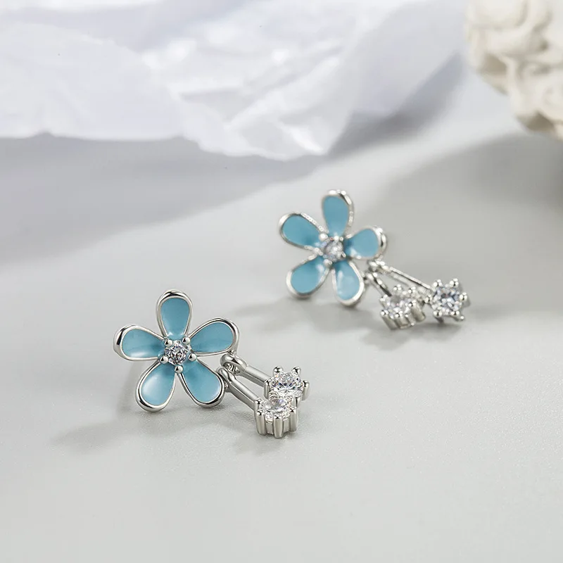 Cute Daisy Tiny Flower Stud Earrings For Lady Girls Crystal White Copper Light Blue Epoxy Female Exquisite Earring Jewelry Gift