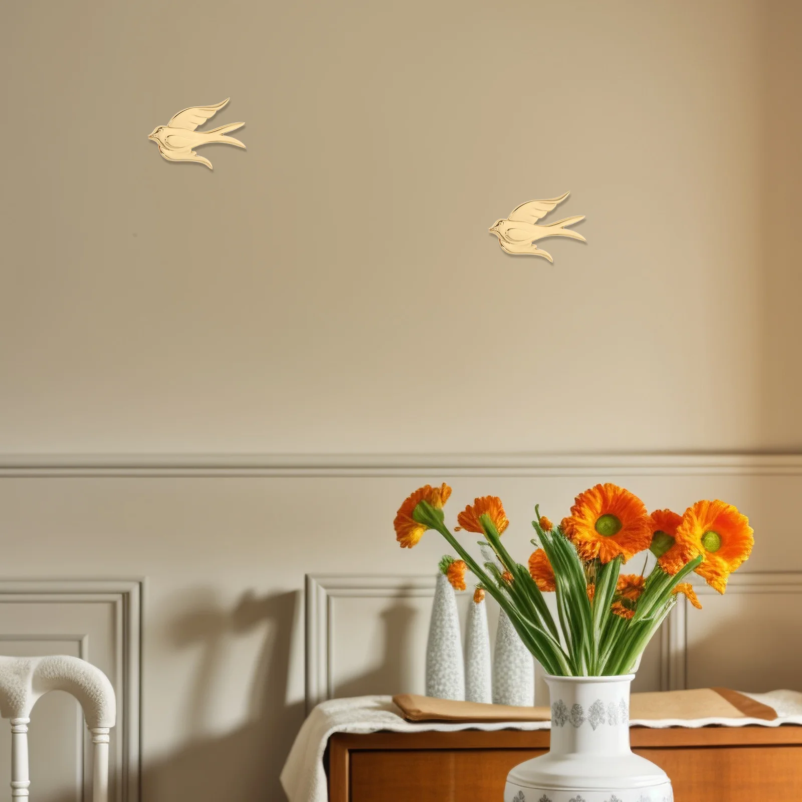 

1pcs Swallow Wall Hanging Decor 3.5X2.3 Inch Brass Flying Birds Sculptures For Home Bedroom Garden Metal Wall Art Decor