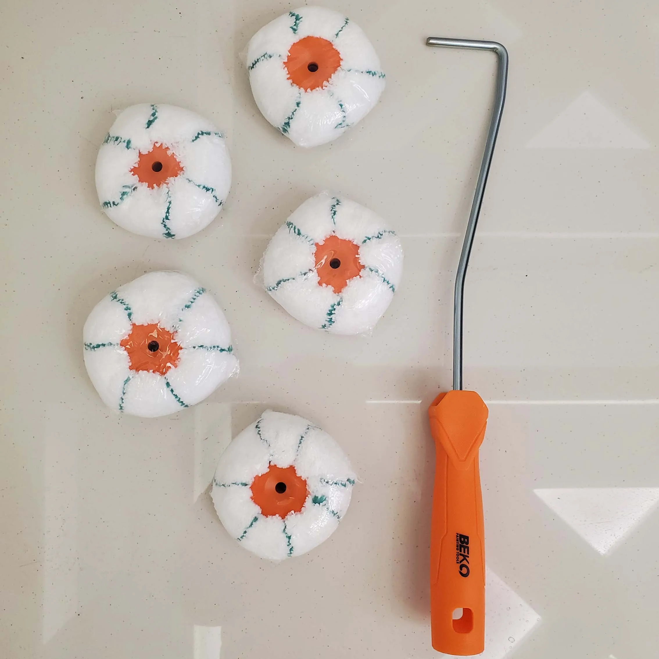 

Набор из 6 роликовых кистей в форме тыквы для покраски кромок и углов, с внутренними углами, углами стены и зазорами.