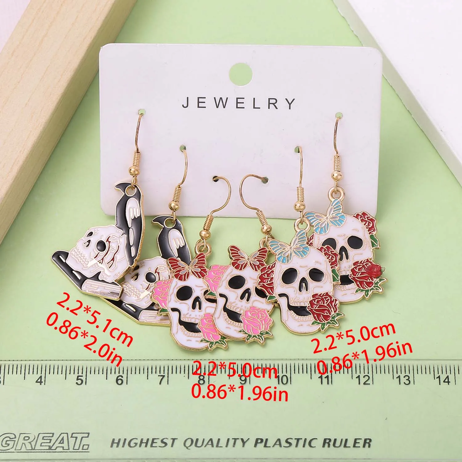 3 Pairs Fashionable Alloy Enamel Skull Head Charms Earrings, Halloween Jewelry Gifts For Ladies And Girls