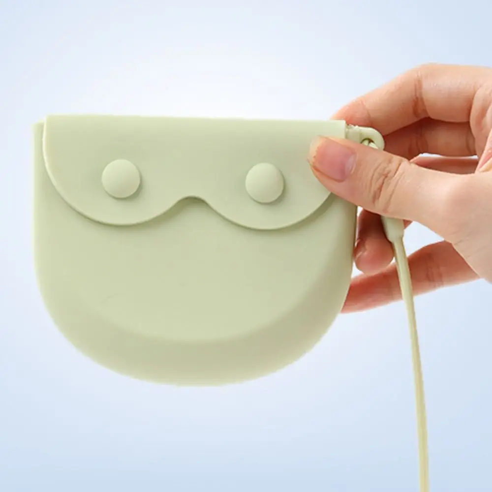 

Small Silica Gel Orthodontic Retainer Case Portable Dustproof Dental Braces Box Storage Bag Mouth Guard Container Denture