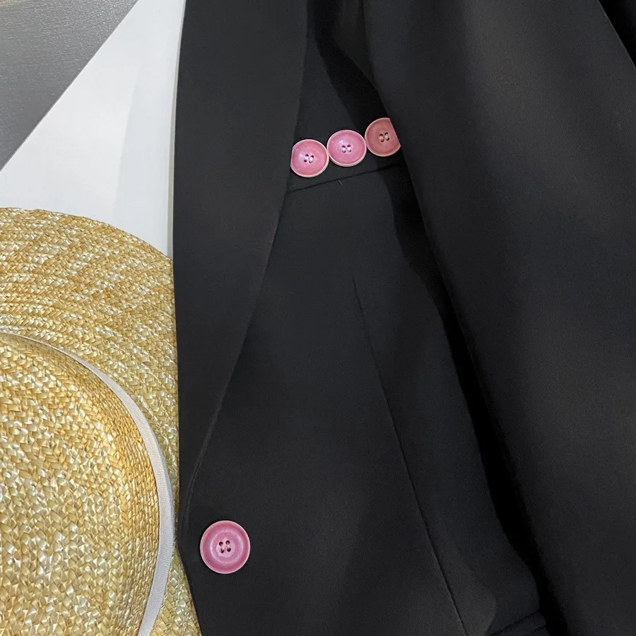 2024 early spring new design sense black suit jacket women\'s casual fashion sense small suit cropped blazer