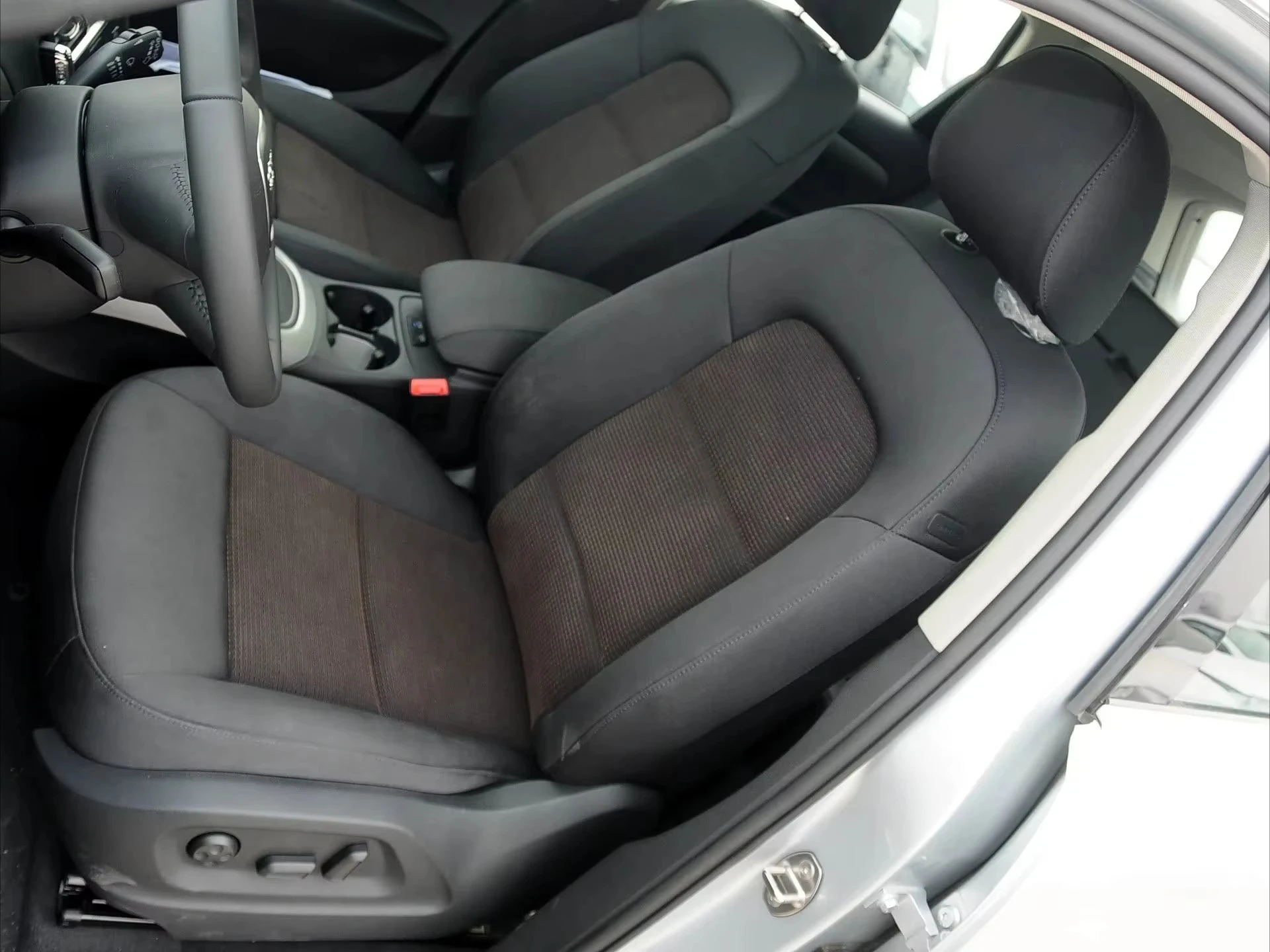 For Audi Q5 8R 2008 2009 2010 2011 2012 2013 2014 2015 2016 2017 Nappa Leather Custom Car Seat Covers Set Protector Accessories