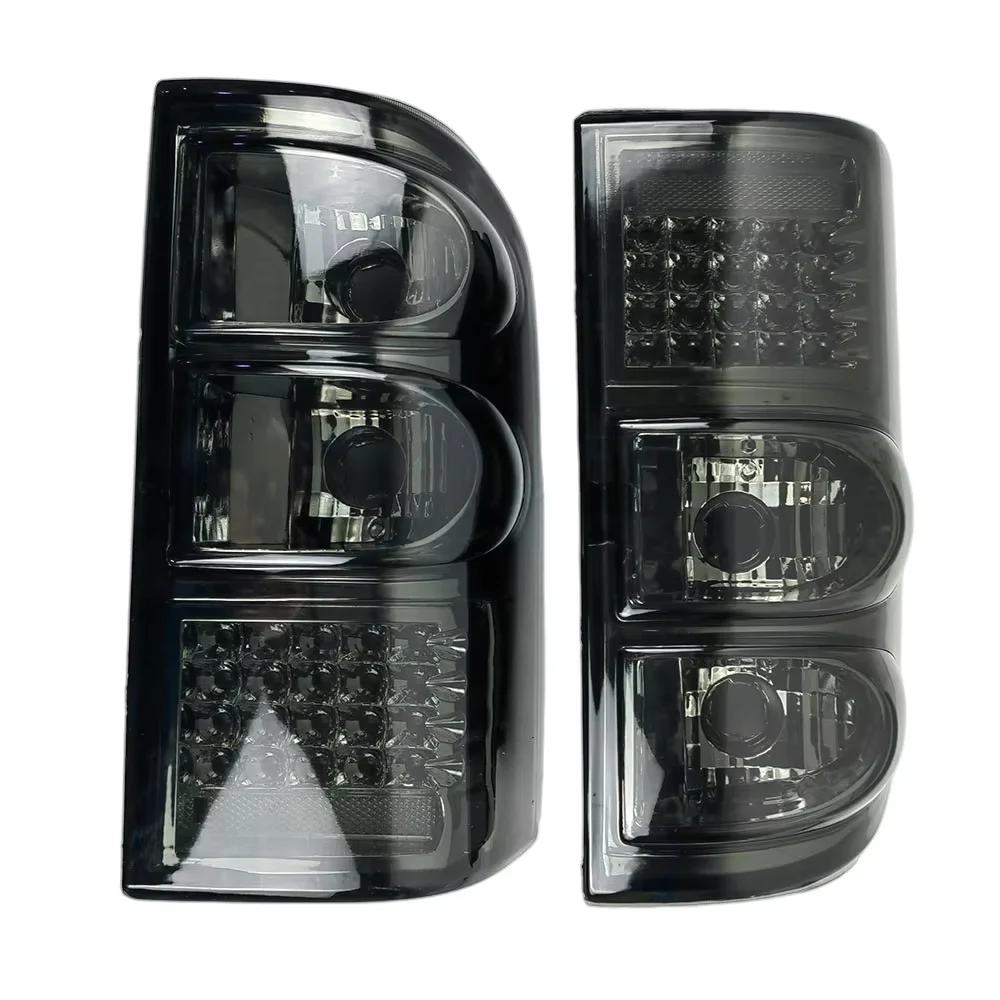 2Pcs Car LED Taillight Brake Turn Signal For Nissan Patrol Safari Y61 1997‑2004 Smoke Lens 26555‑VB225 26555‑VB126