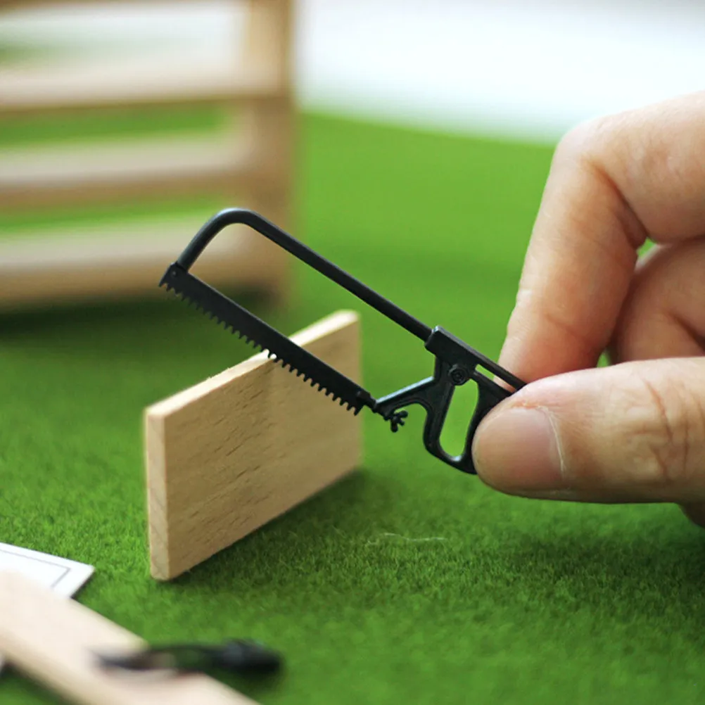 

3Pcs Miniature Saws Outdoor Gardening Scene Simulation Tools Micro Landscape Decoration Small Saw Ornaments Miniature Saws