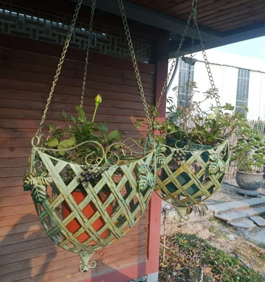 Foreign trade original single American style hanging basket two-piece set with grape vine edge triangular hanging basket, balcon