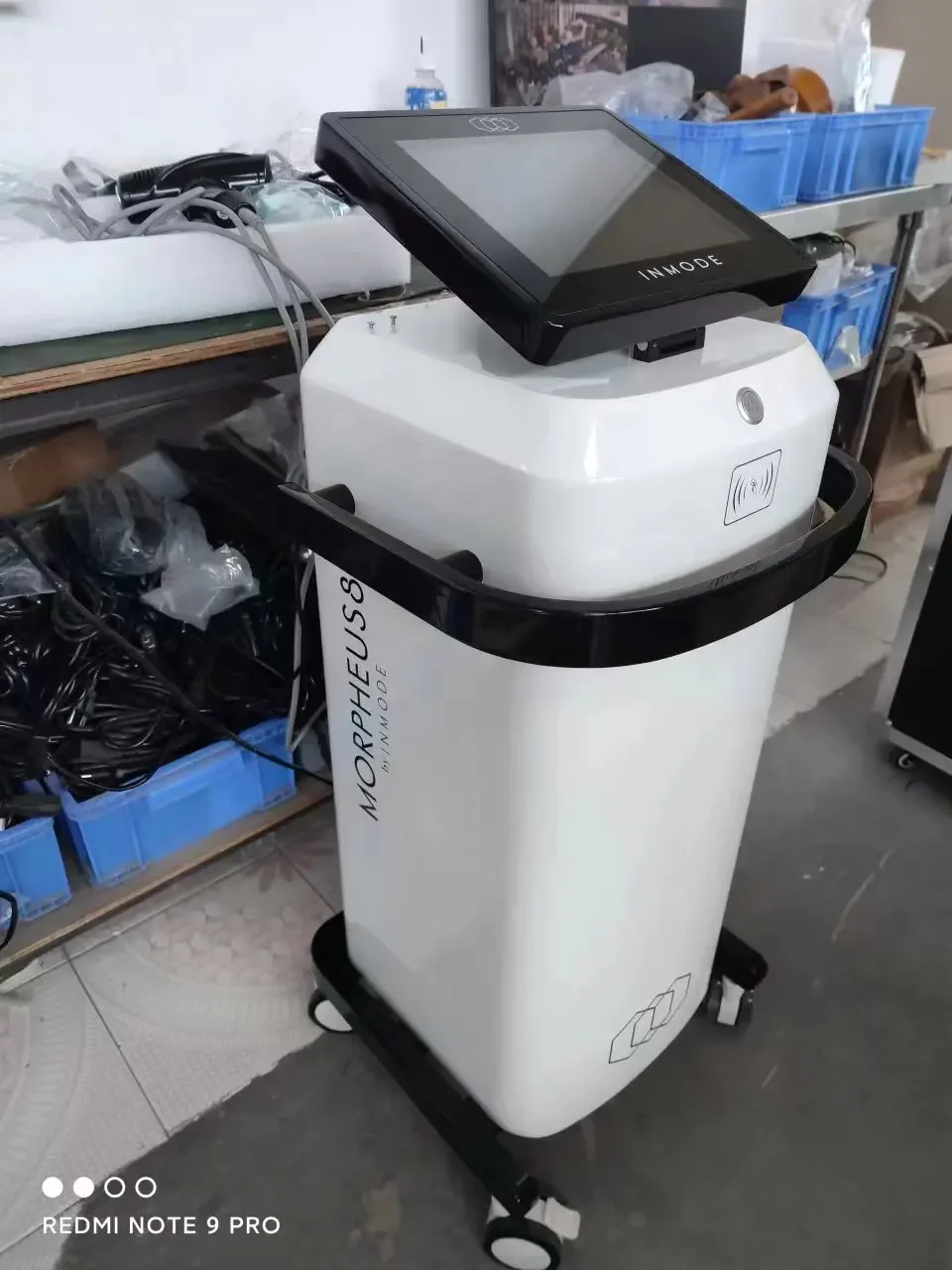 Farslim 3 in 1 M8 in witte kleur met ijshamer