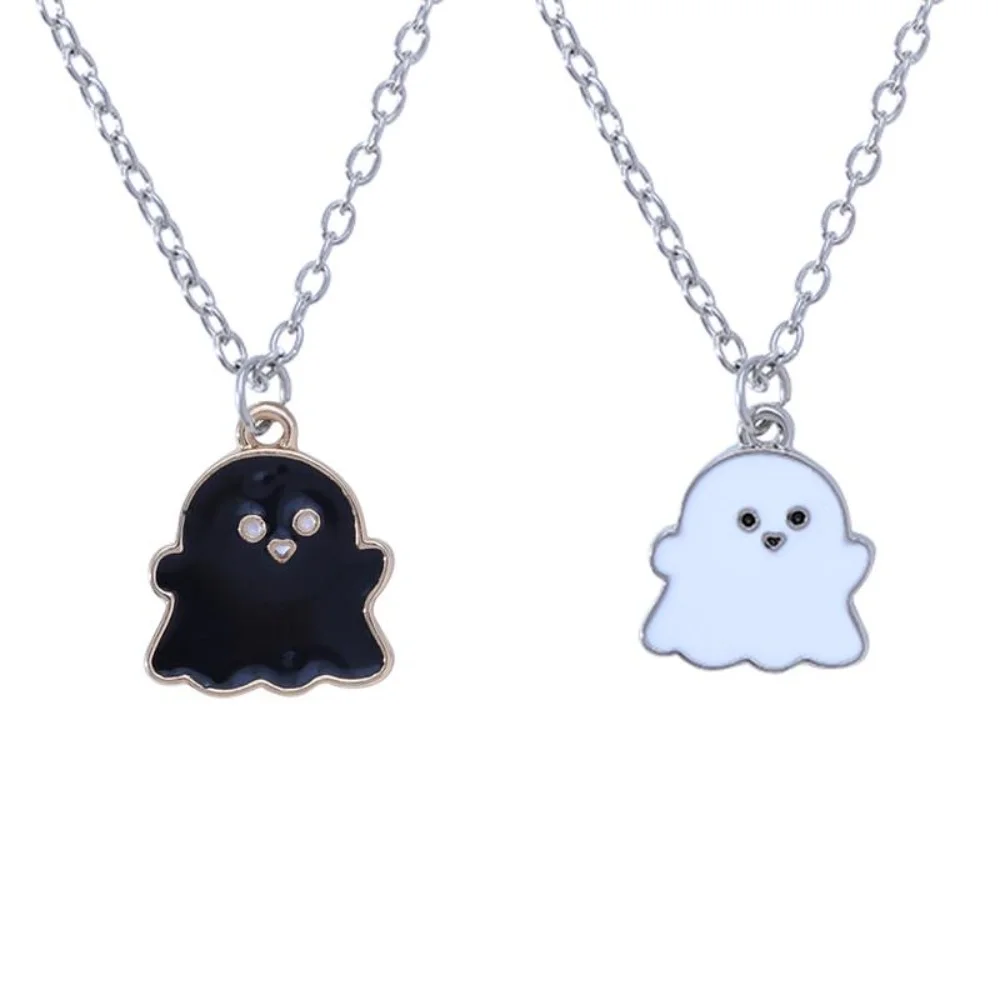 2Pcs/Set Trendy Halloween Themed His & Hers Ghost Necklaces, Playful Enamel Spooky Charm Jewelry for Daily Wear