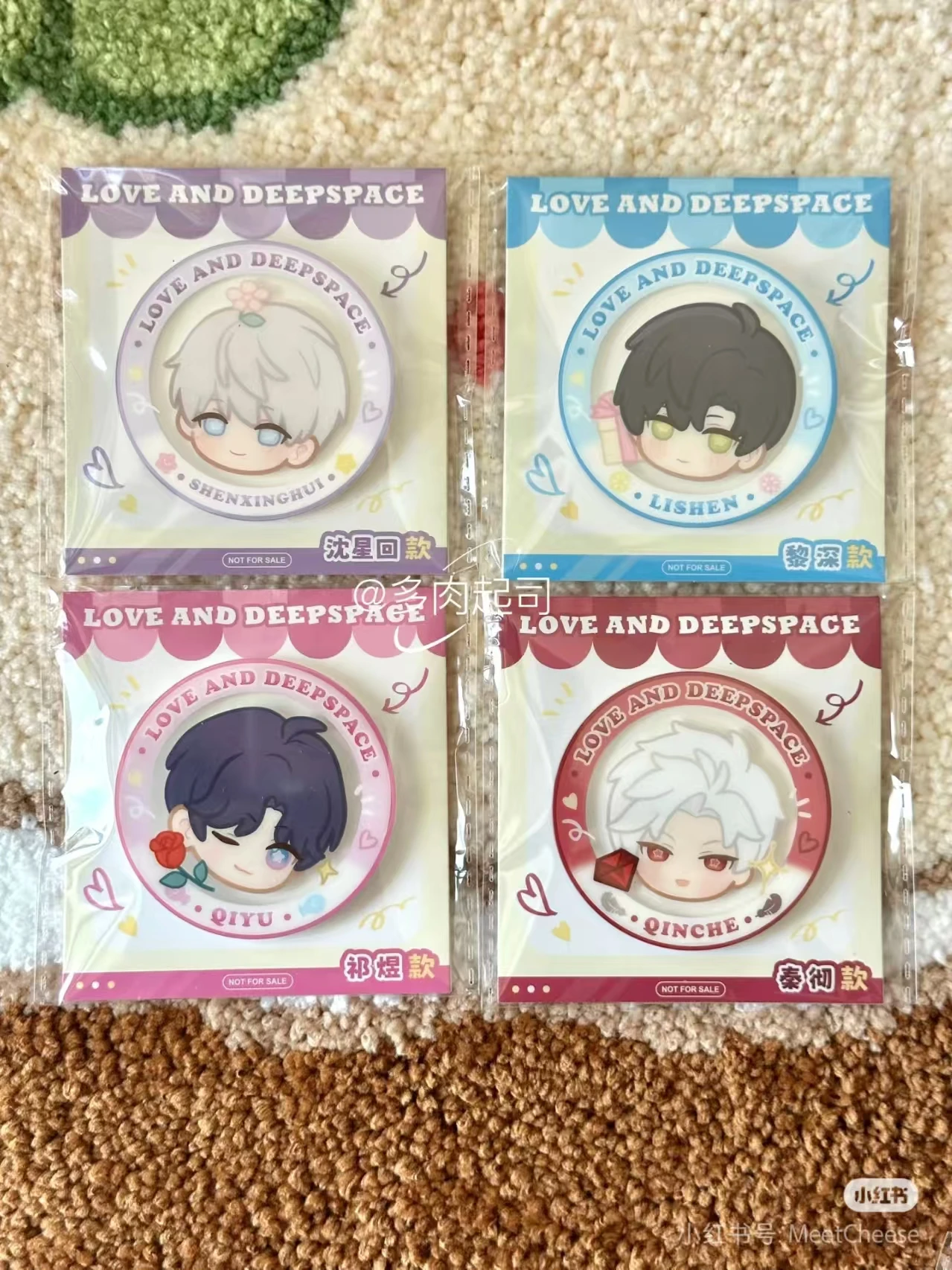 [البضائع الرسمية] متوفرة في لعبة الحب والمساحة العميقة 2024 نقاط استرداد الهدايا Xavier Zayne Rafayel Sylus مشبك شارة أكريليك