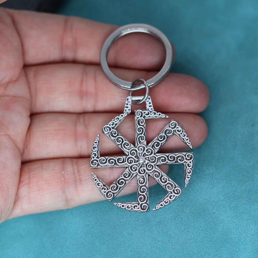 Medieval Slavic Kolovrat Pendant Keychain For Men Women Solar Pagan Key Chains Viking Jewelry Amulet Talisman Gifts Accessories