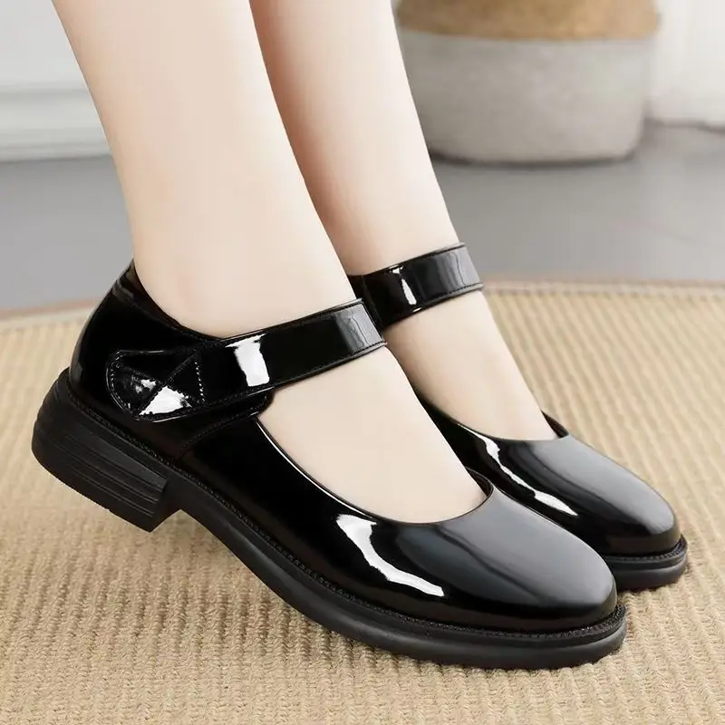 

Women Glossy Real Leather Low Heel Casual Nude Shoes Spring Autumn New Soft sole Round Toe Velcro Work Shoes Elderly Shoes