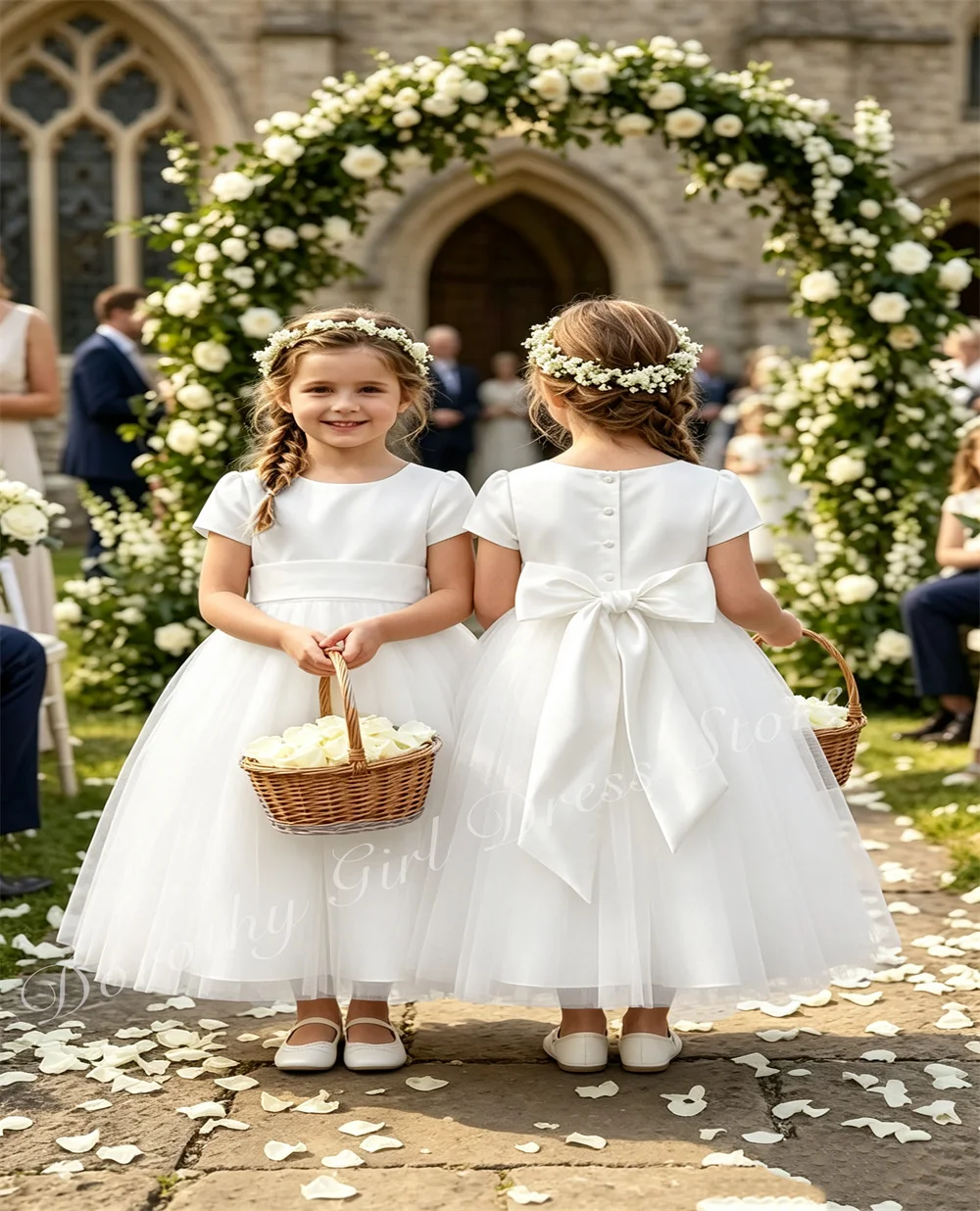 New White Flower Girl Dress Tulle Wedding Dress Bow on The Back Kids First Communion Bridesmaid Event Photography