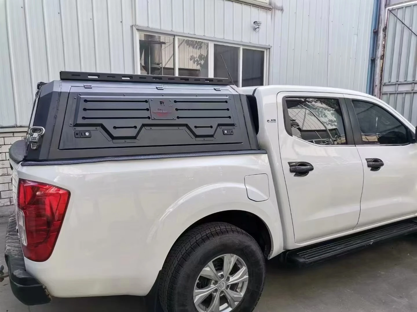 Waterproof Truck Canopies for  L200 Camper Shells Accessories with Manual Locking Function Hard Truck Toppers Canopy