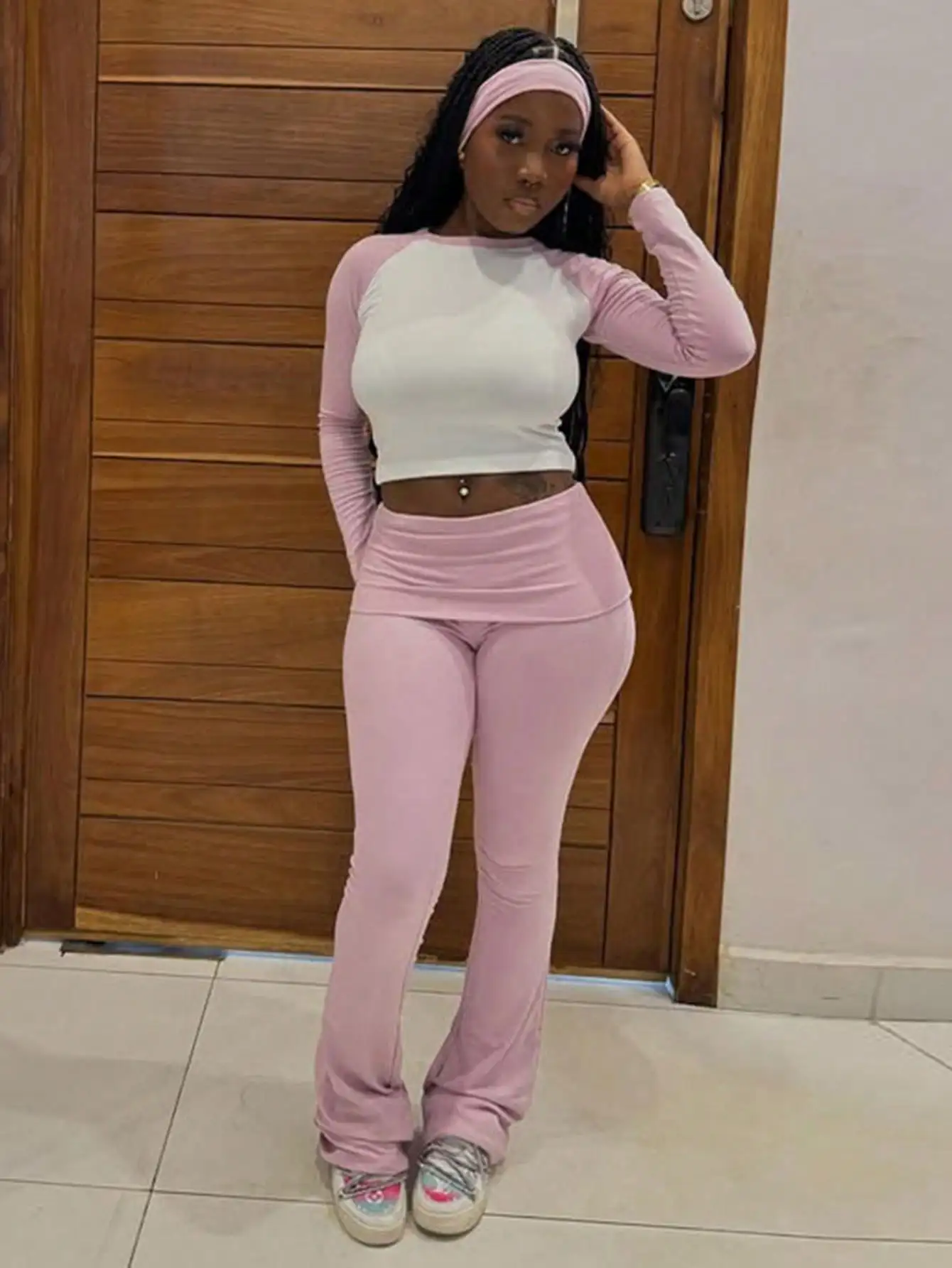 

Pink & White Contrast Long Sleeve Crop Top with High-Waisted Pants and Headband Set