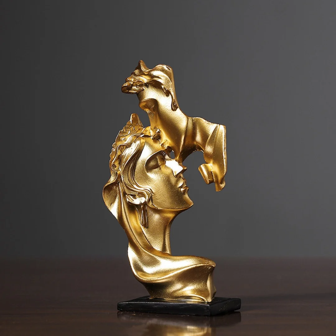 Mini Resin Lovers Statue Figurine Kissing Posture Model Craft Sculpture Ornament Home Decor Desktop