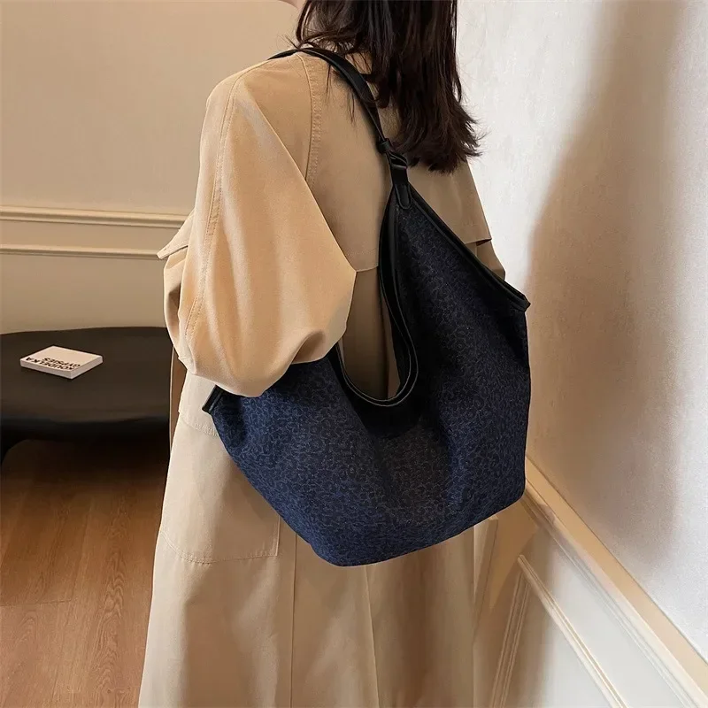 

2025 Women's Leopard Denim Backpack-Shoulder Bag, Unique Bohemian Design for Casual Office Wear & Everyday Street Style Fashion