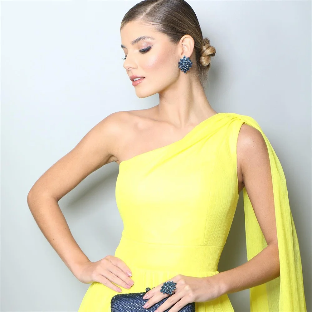 Sansa Elegante One Shoulder فساتين السهرة Lichtgele A-Lijn Prom Jurk Zijde Chiffon Cape Mouw Vestidos De Noche