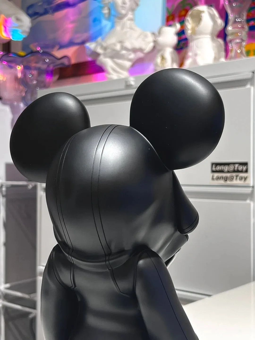 Mickey Mouse Action Figure Light Luxury Ornament Disney Mickey Kingdom Hearts Figurines Resin Collection Doll Kids Special Gift