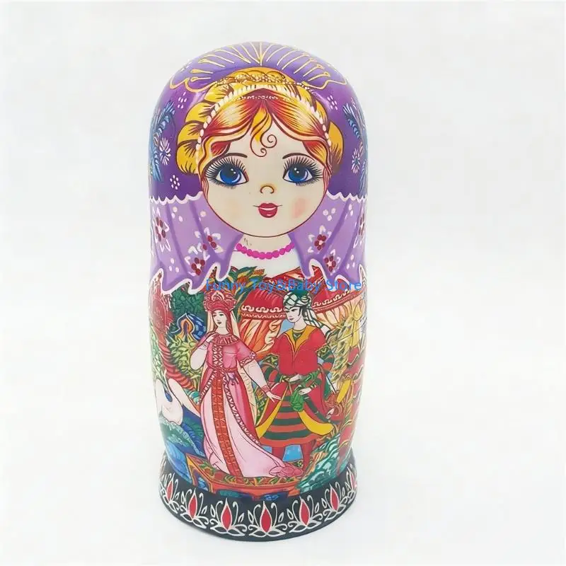 Tradizionale bambola russa nidificazione Matrioska in legno giocattolo per bambini che incoraggia creatività e lo sviluppo