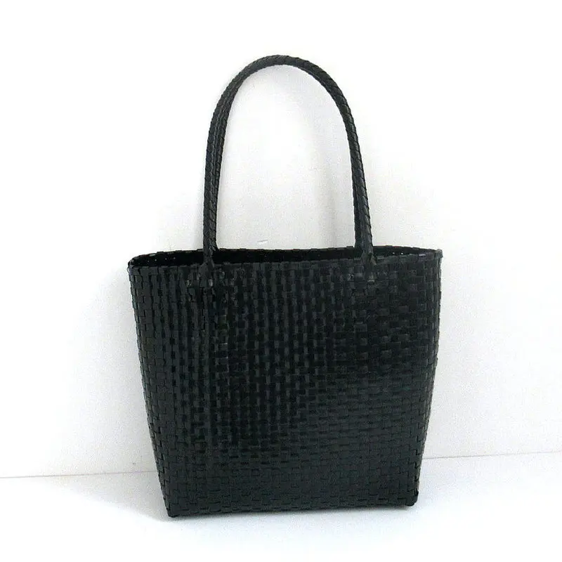 New minimalist woven bag hand woven solid color series bag beach hand-held shoulder bag popular for women