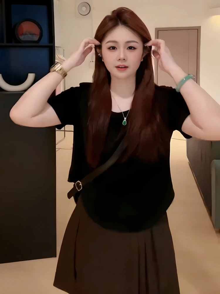 plus Size U-Neck Short Sleeve White T-Shirt Women's Summer Slimming Concealing Irregular Top Korean Style Loose Fit  Color