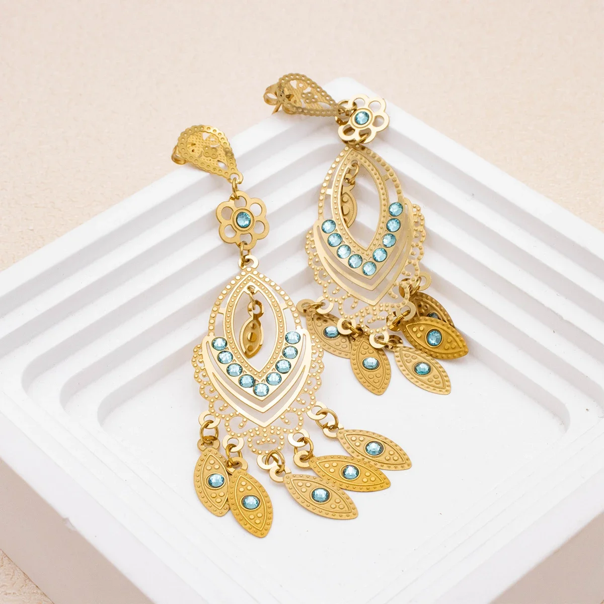 

Bohemian Tassel Drop Earrings Blue Zircon Hollow Flower Dangle Studs for Women Girls Luxury Wedding Jewelry