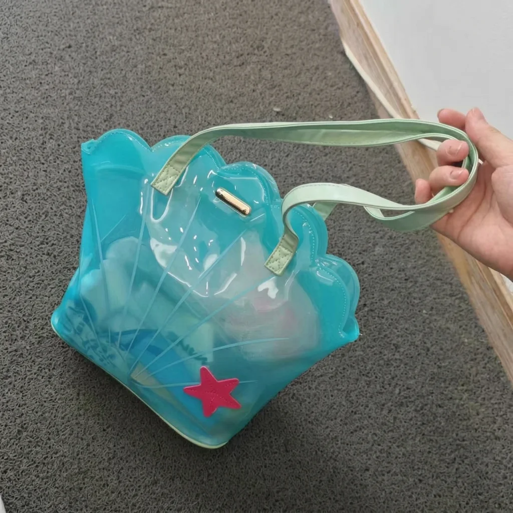 

2026 Summer Korean Fashion PVC Shell Shoulder Bag Ins Style Girly Blue Transparent Handbag Female Waterproof Portable Tote Bags