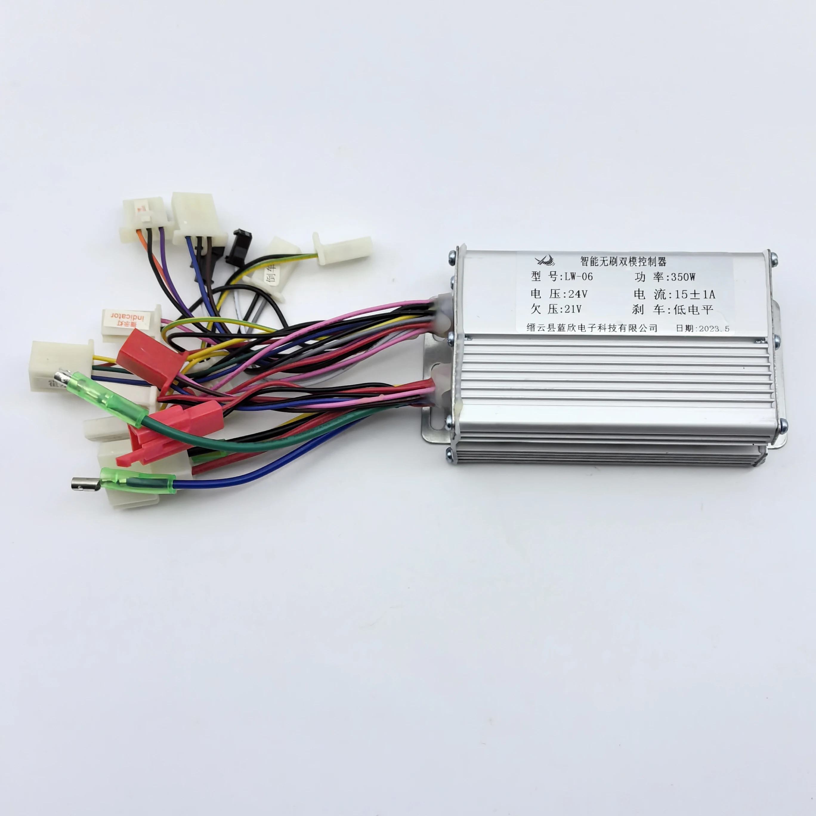 

24 В 36 В 48 В 350 Вт интеллектуальный бесщеточный контроллер для электрического велосипеда 6-трубный двухрежимный контроллер для электрического велосипедного скутера