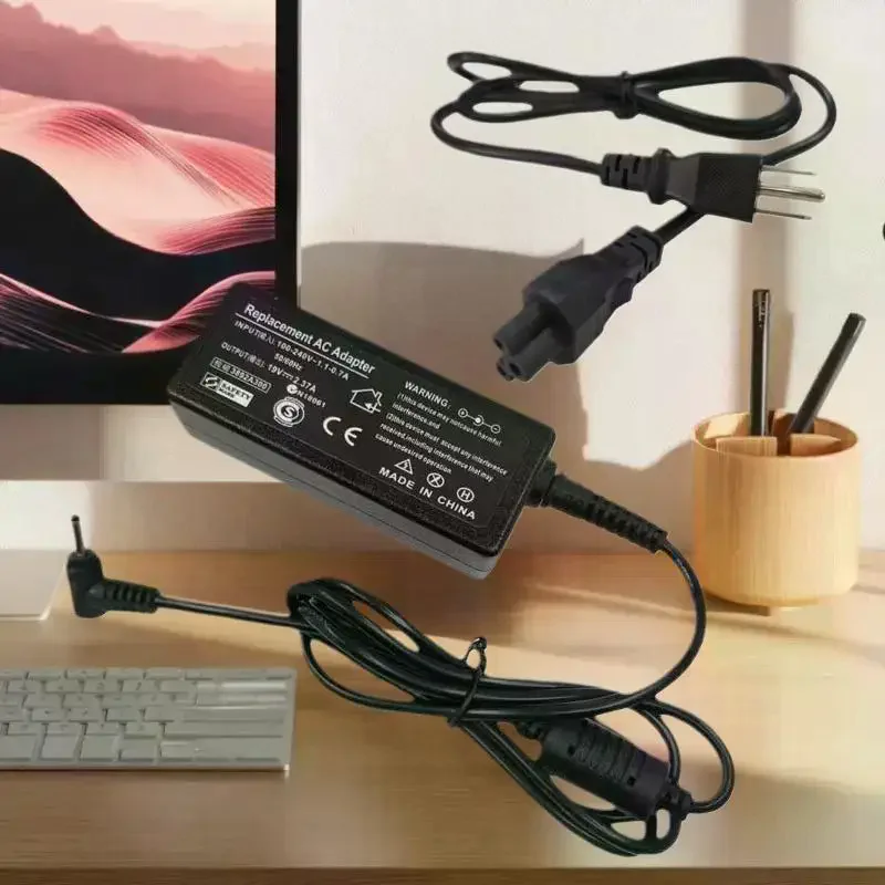 

1 Set 19V 2.37A 45W Laptop Charger For Acer Travelmate P214 TMP214-52 P214-53 P214-54 P215-52 A314-36P A314-22