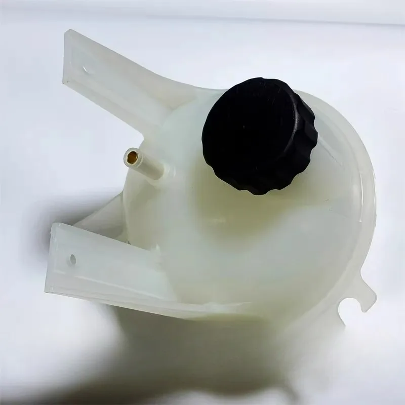 

C00002406 Subtank Expansion Tank Coolant for Maxus V80