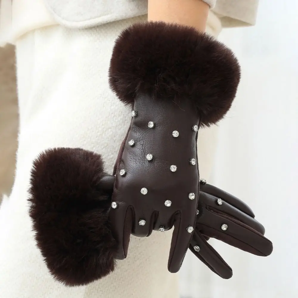 Luxuriöse Kunstfell-Besatzmanschette, PU-Lederhandschuhe, Touchscreen, Strass, Winter-Thermohandschuhe, gefüttert, winddicht, warme Handschuhe für Damen
