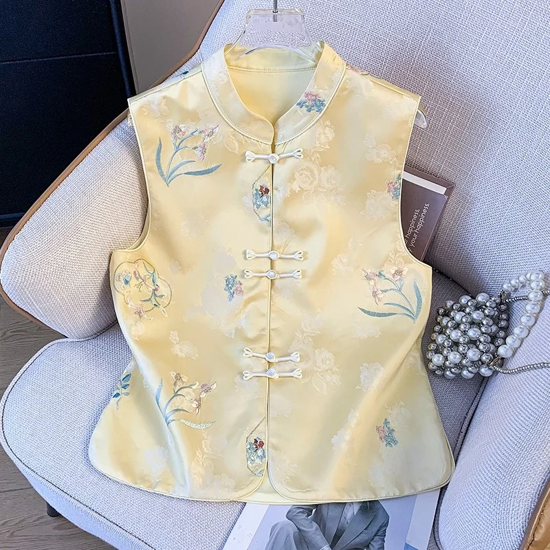 New Chinese Style Eastern Classical Heavyweight Satin Embroidery Stand Collar Button National Trend Hanfu Lady Vest view 2