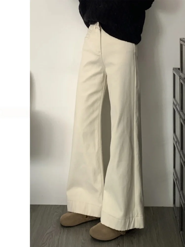 Damskie jeansy plus size w stylu retro, rozszerzane, jesienno-zimowe, luźne, z wysokim stanem, wyszczuplające, dzwonkowe, codzienne i wygodne.