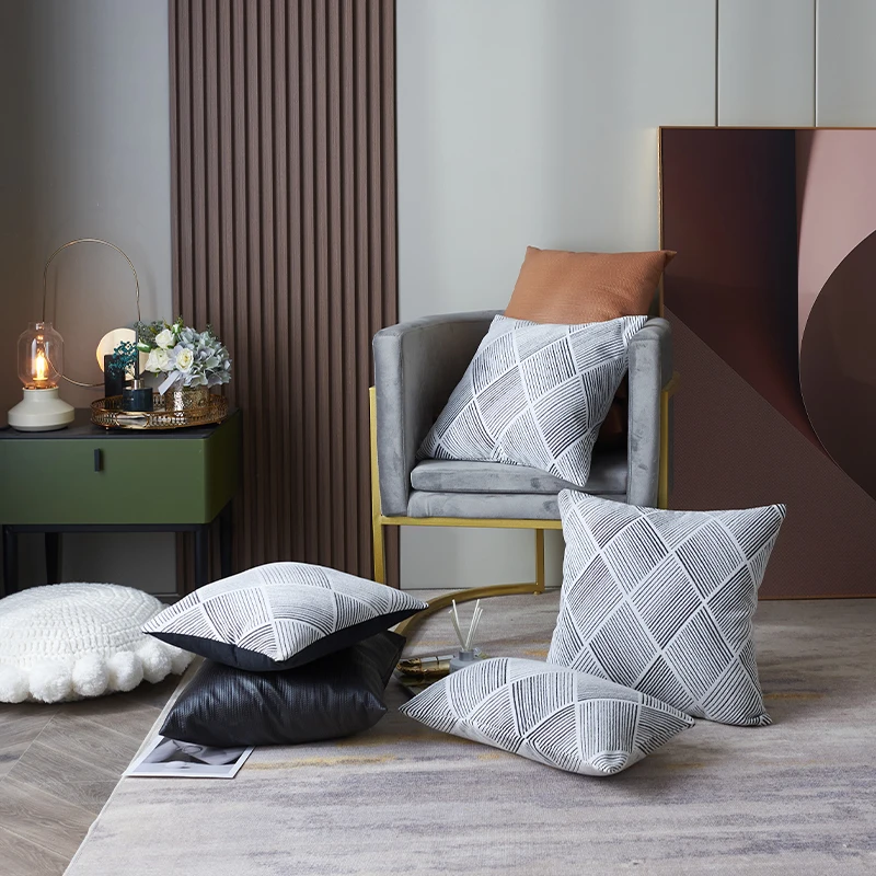 

Chenille Diamond Plaid Black-White Striped High Quality Cushion Cover for Indoor Sofa 45x45cm30x50cm Home Decorative Pillowcase