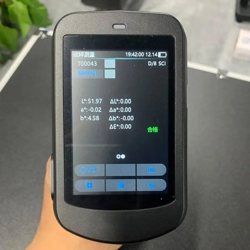 Spectrophotometer Plastic paint detector Color contrast tester
