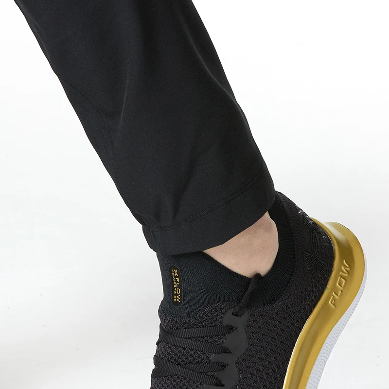 سراويل البضائع غير القابلة للإقلاع من Under Armour سراويل طويلة منسوجة بقصة ضيقة للرجال سراويل رياضية خارجية غير رسمية 1352026-001 #3